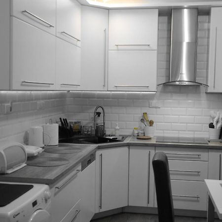 Appartamento Cerak Lux Belgrado Esterno foto