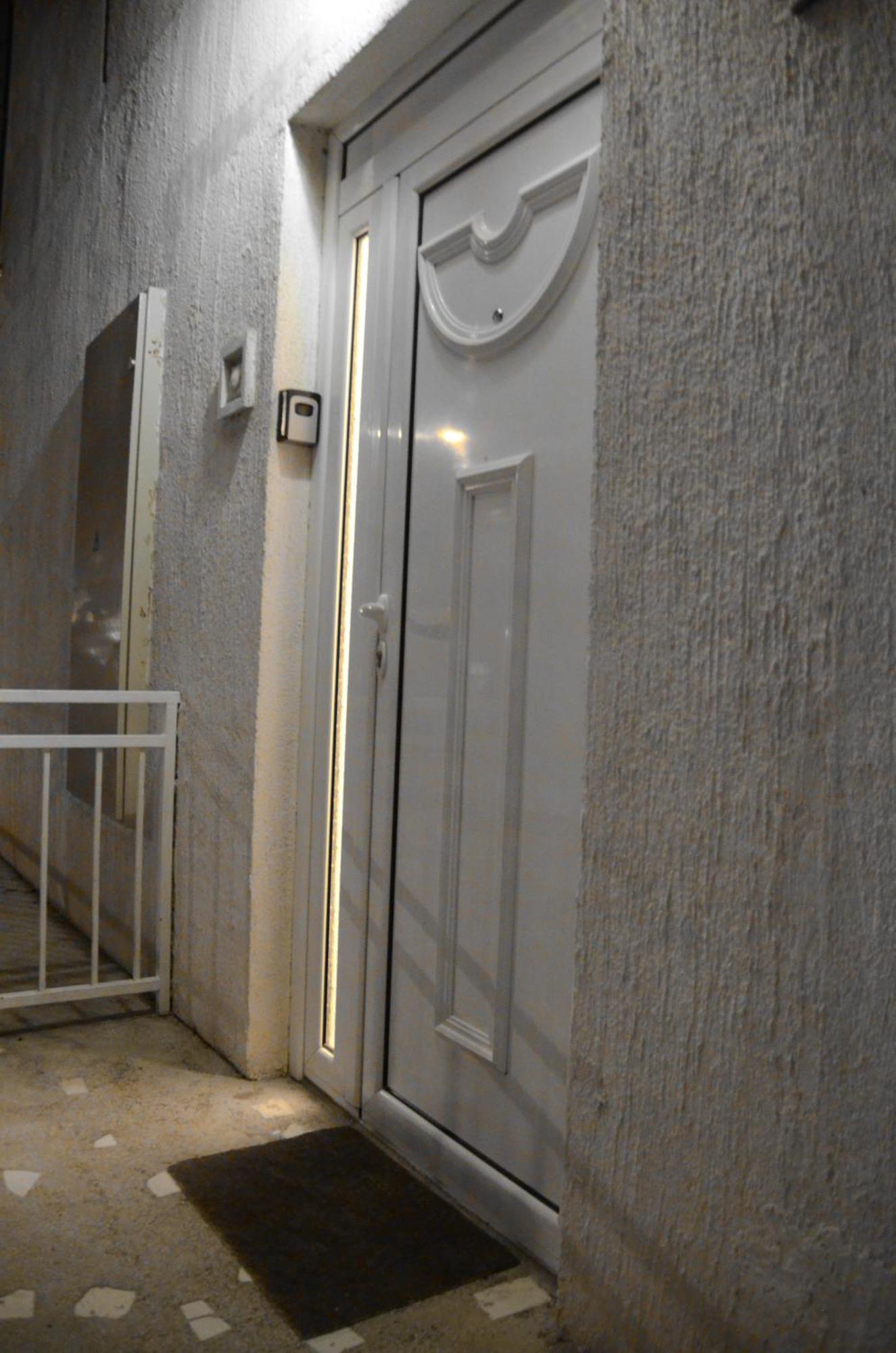 Appartamento Cerak Lux Belgrado Esterno foto