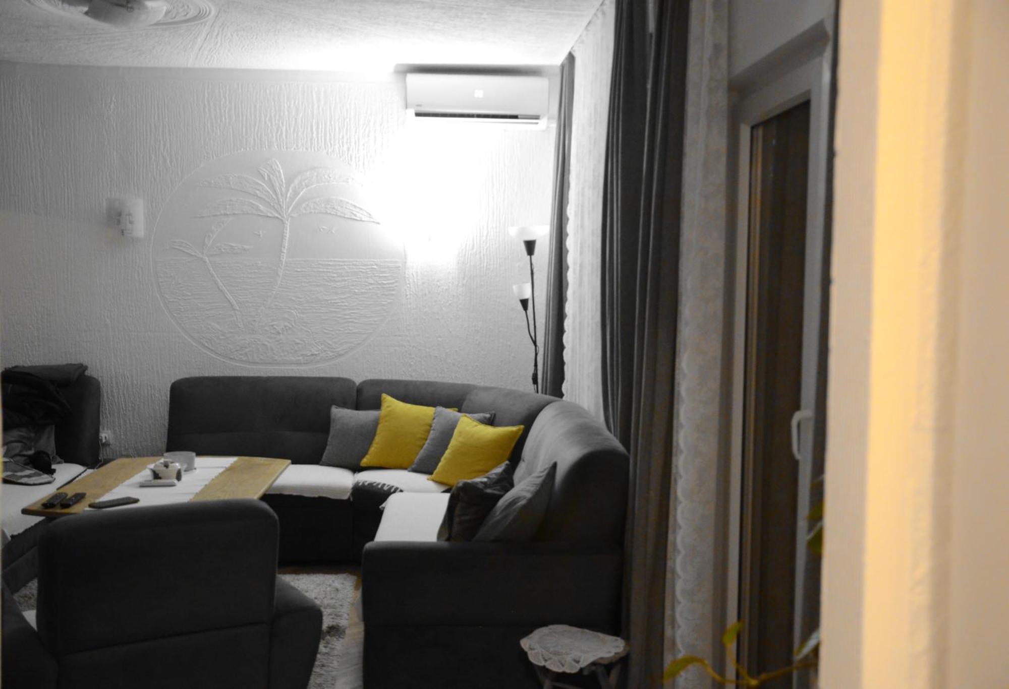 Appartamento Cerak Lux Belgrado Esterno foto