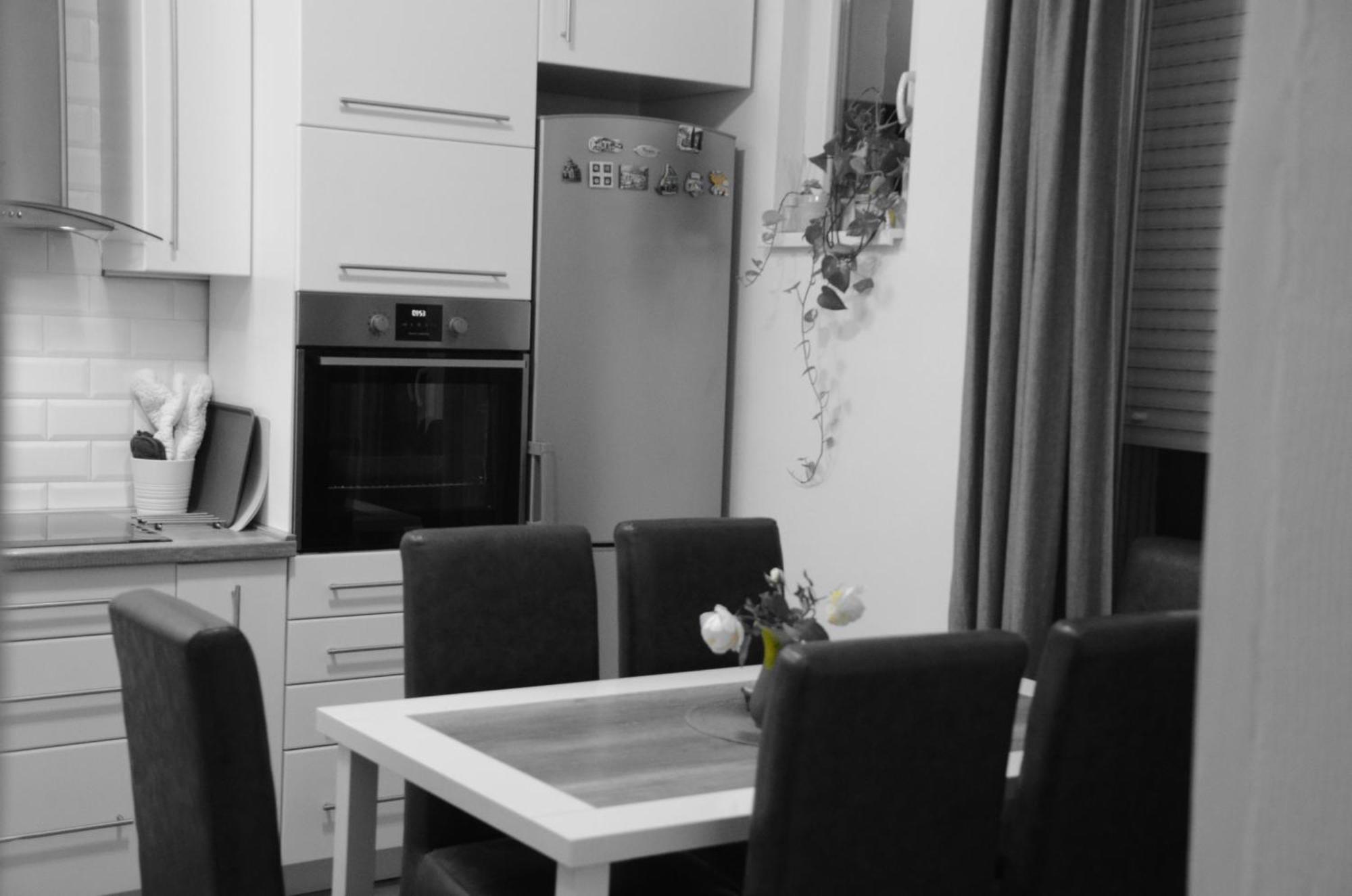 Appartamento Cerak Lux Belgrado Esterno foto
